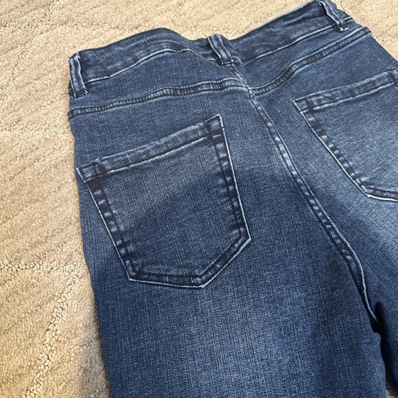 FRAME Le Skinny de Jeanne - Picture 10 of 10